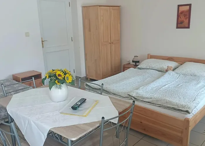 Konukevi Ve Mlyne