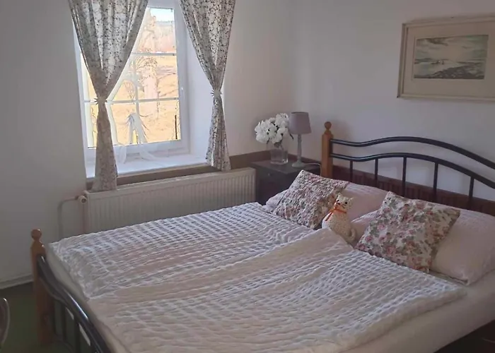 Gasthuis Ve Mlyne 3*