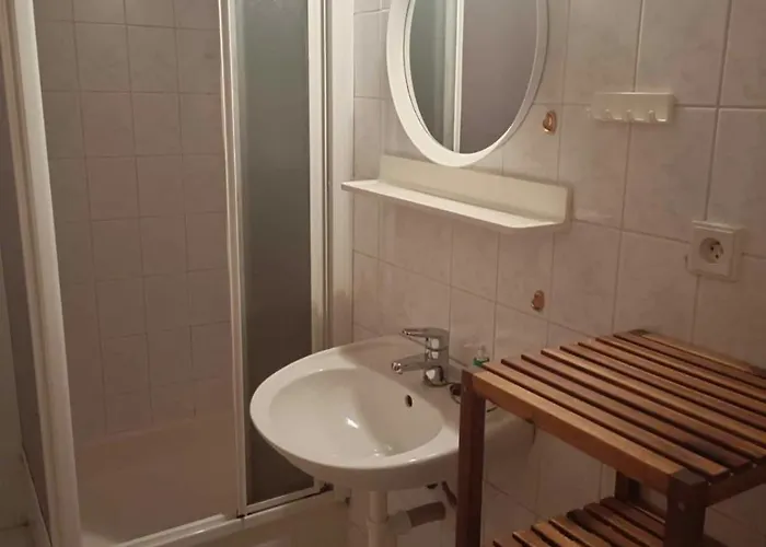 Konukevi Ve Mlyne
