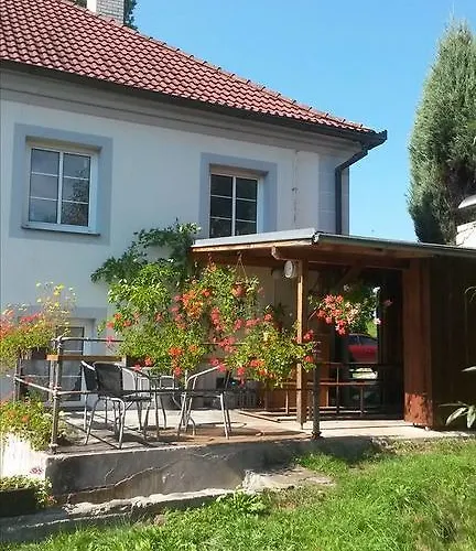 Gasthuis Ve Mlyne Kladenske Rovne